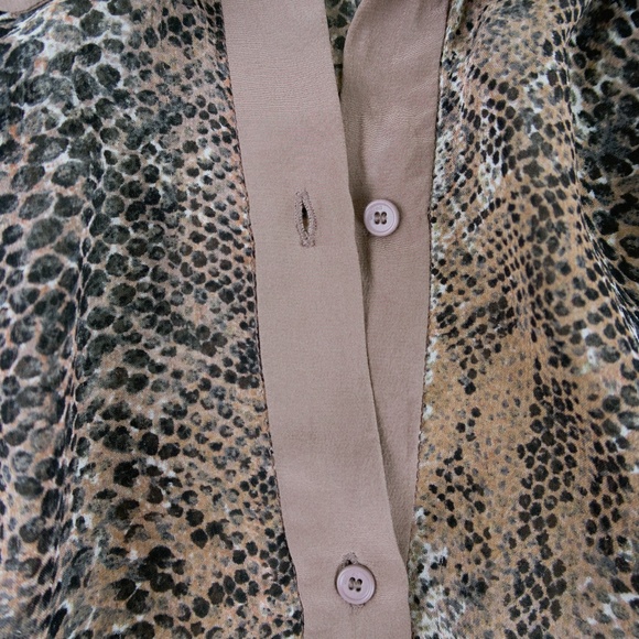 WILFRED - Python Silk Long Sleeves Button Down - Picture 5 of 6